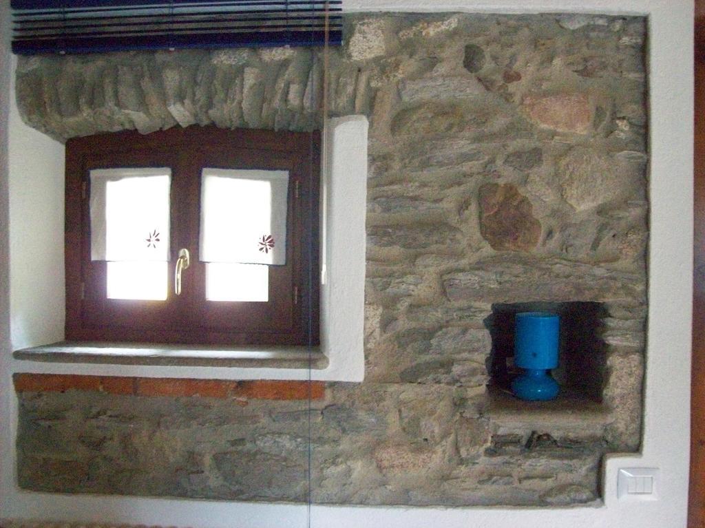 Appartamenti Ca Di Pom Omegna Habitación foto